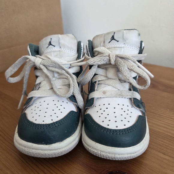 Nike Air Jordan Baby Toddler Shoes Mid Sneakers Green White US 5 C - Picture 2 of 8